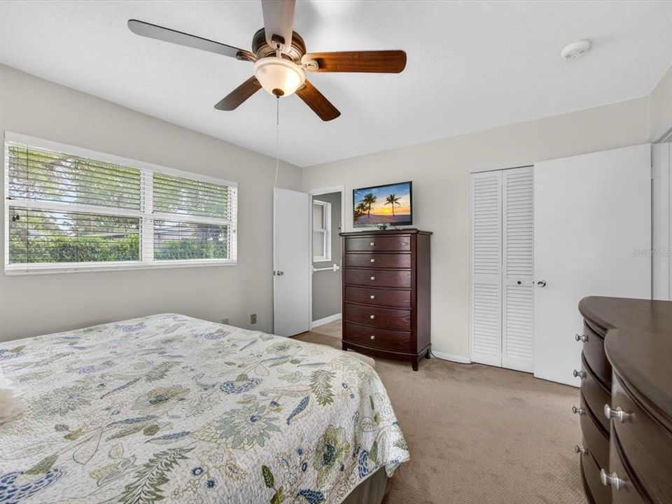 For Sale: $495,000 (4 beds, 2 baths, 1596 Square Feet)