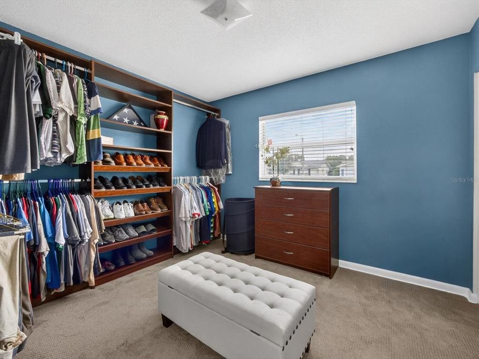 For Sale: $495,000 (4 beds, 2 baths, 1596 Square Feet)
