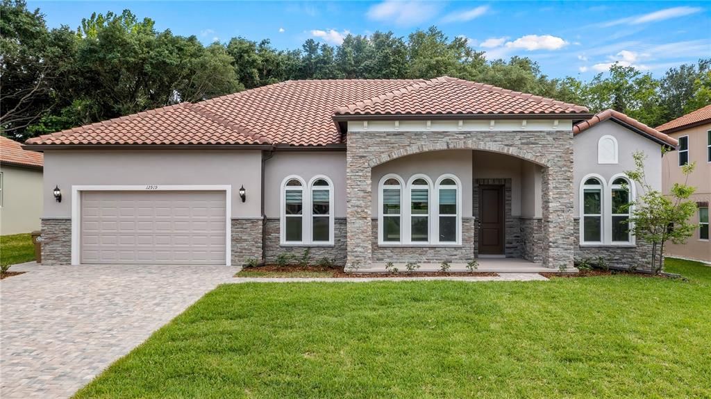 For Sale: $824,900 (4 beds, 3 baths, 2604 Square Feet)