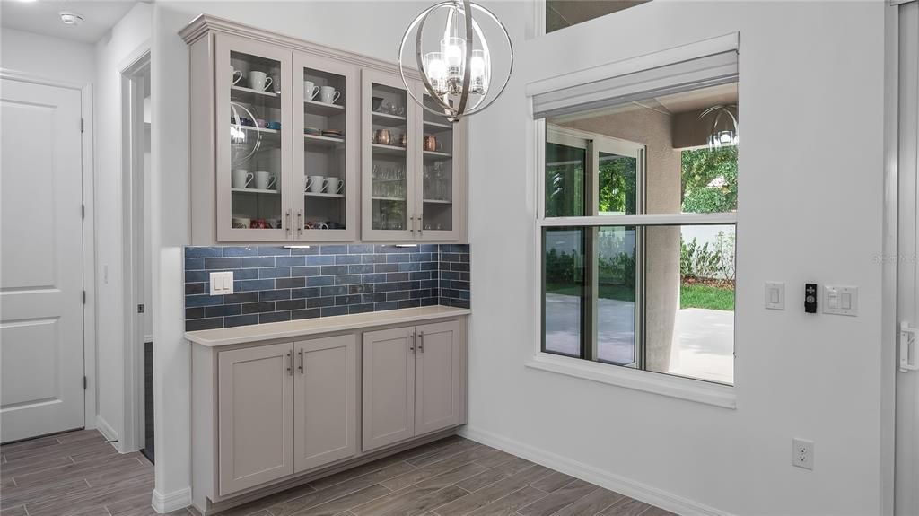 For Sale: $824,900 (4 beds, 3 baths, 2604 Square Feet)
