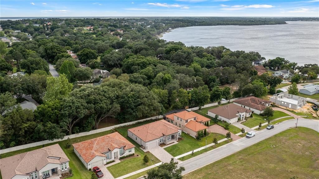 For Sale: $824,900 (4 beds, 3 baths, 2604 Square Feet)