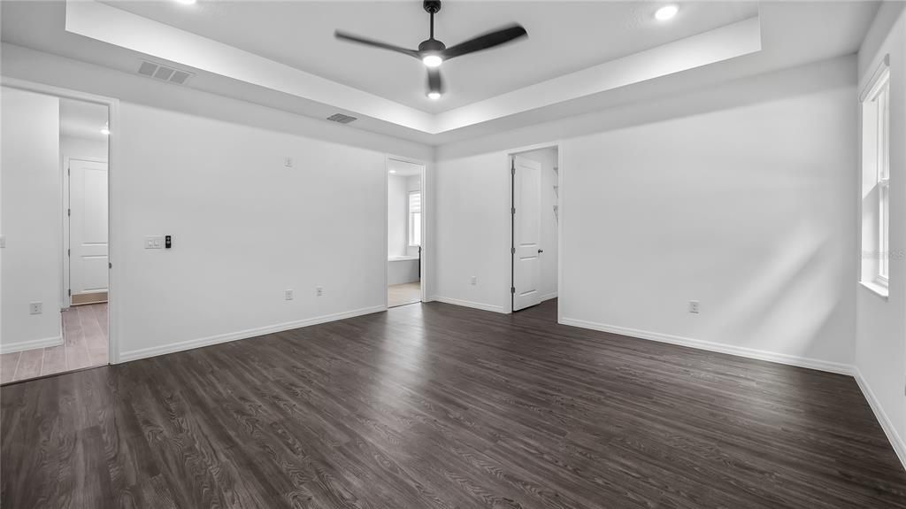 For Sale: $824,900 (4 beds, 3 baths, 2604 Square Feet)
