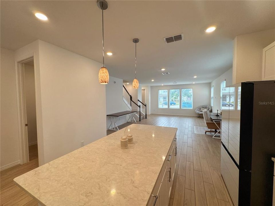 Active With Contract: $2,300 (3 beds, 2 baths, 1692 Square Feet)