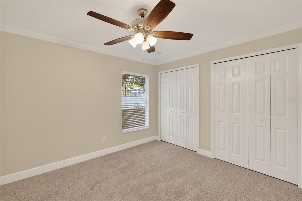 For Sale: $359,900 (4 beds, 2 baths, 1820 Square Feet)