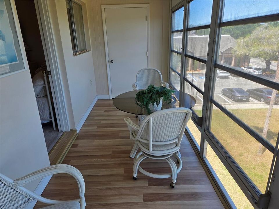 En Venta: $94,900 (1 camas, 2 baños, 912 Pies cuadrados)