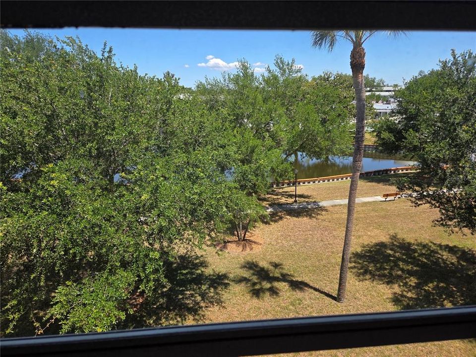 En Venta: $94,900 (1 camas, 2 baños, 912 Pies cuadrados)