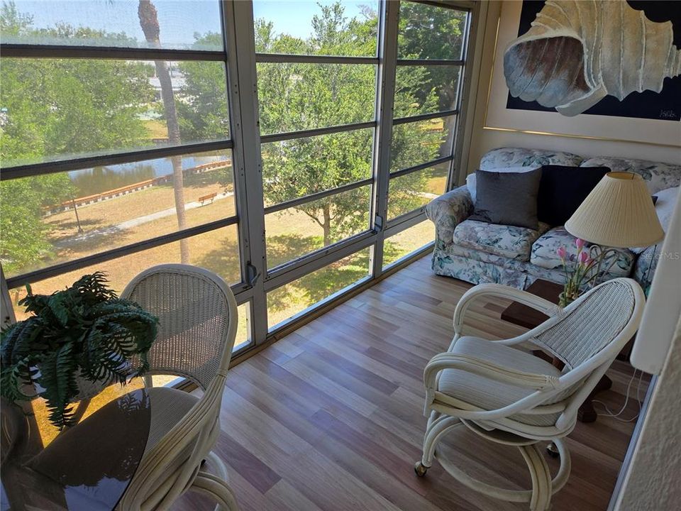 En Venta: $94,900 (1 camas, 2 baños, 912 Pies cuadrados)