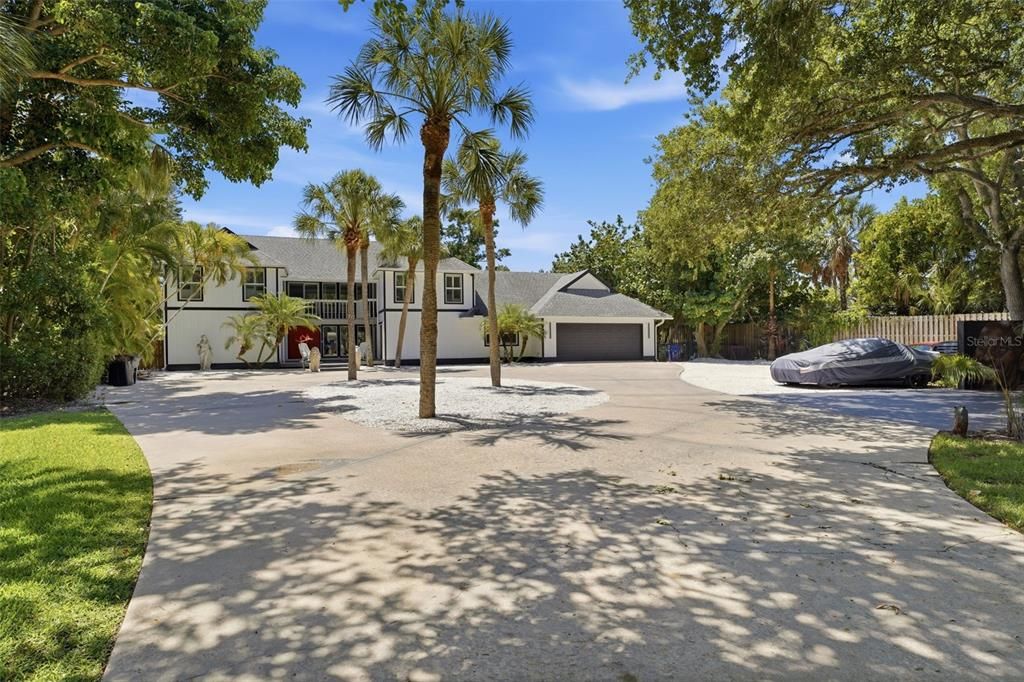 For Sale: $3,290,000 (5 beds, 3 baths, 3446 Square Feet)