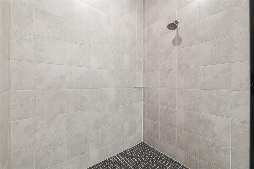 На продажу: $660,000 (4 спален, 3 ванн, 2427 Квадратных фут)