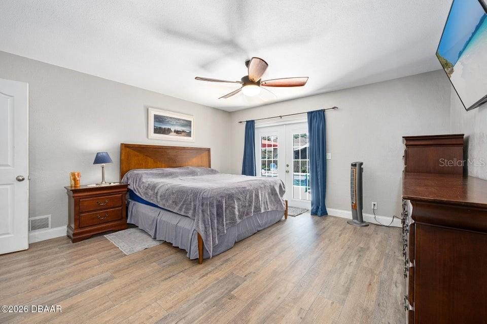 En Venta: $514,900 (4 camas, 2 baños, 2062 Pies cuadrados)