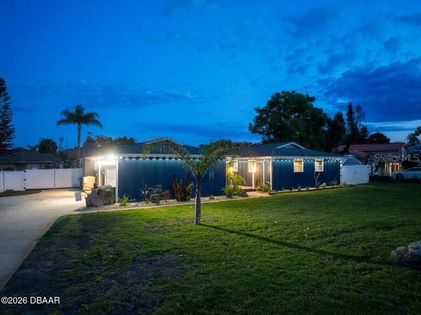 En Venta: $514,900 (4 camas, 2 baños, 2062 Pies cuadrados)