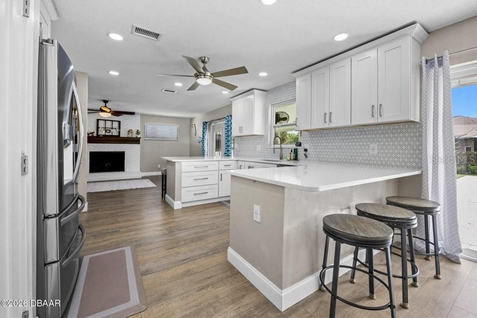 En Venta: $514,900 (4 camas, 2 baños, 2062 Pies cuadrados)