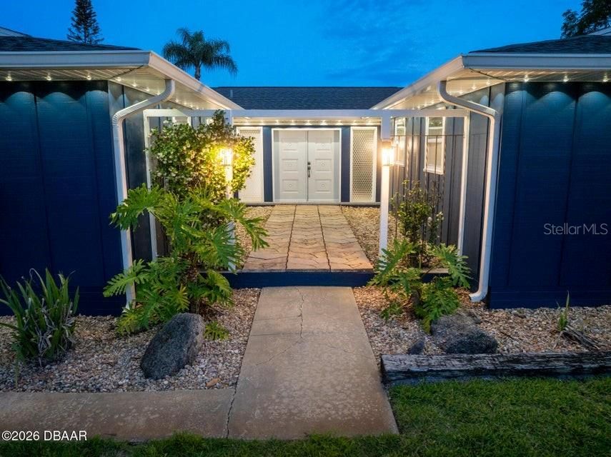En Venta: $514,900 (4 camas, 2 baños, 2062 Pies cuadrados)