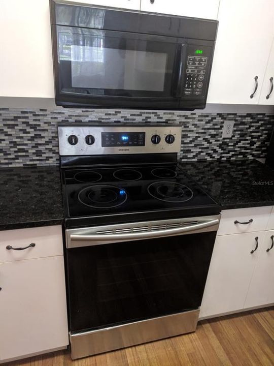 En Venta: $188,000 (3 camas, 2 baños, 1336 Pies cuadrados)