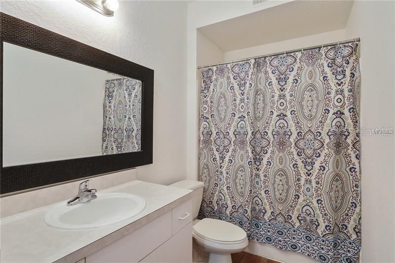 En Venta: $188,000 (3 camas, 2 baños, 1336 Pies cuadrados)