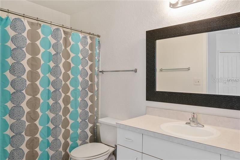 En Venta: $188,000 (3 camas, 2 baños, 1336 Pies cuadrados)