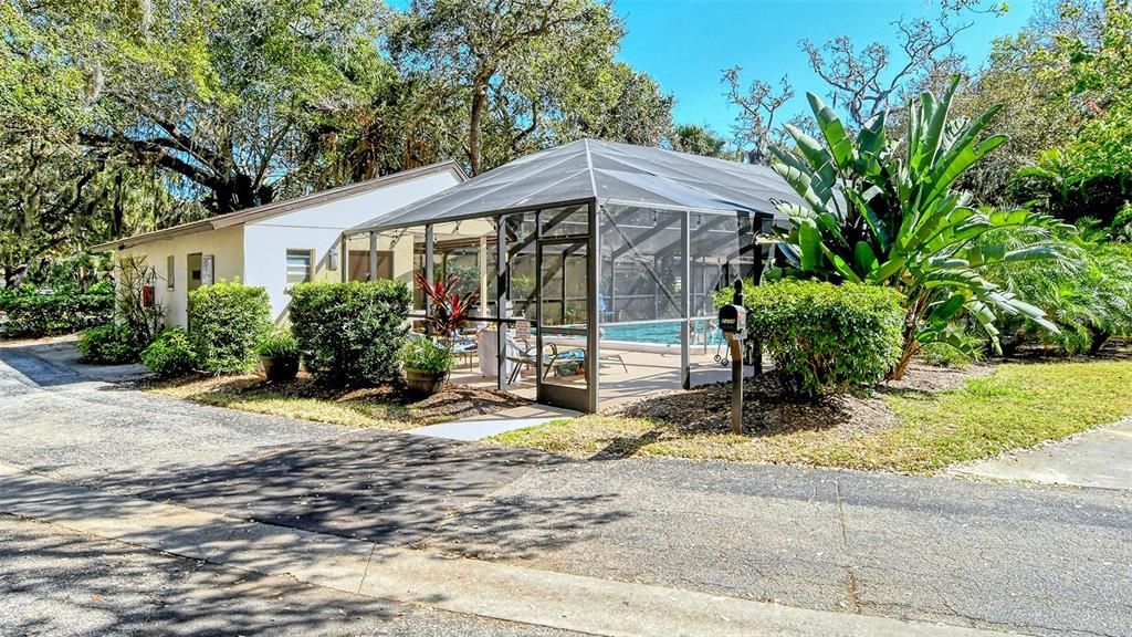 Activo con contrato: $239,000 (2 camas, 2 baños, 1170 Pies cuadrados)