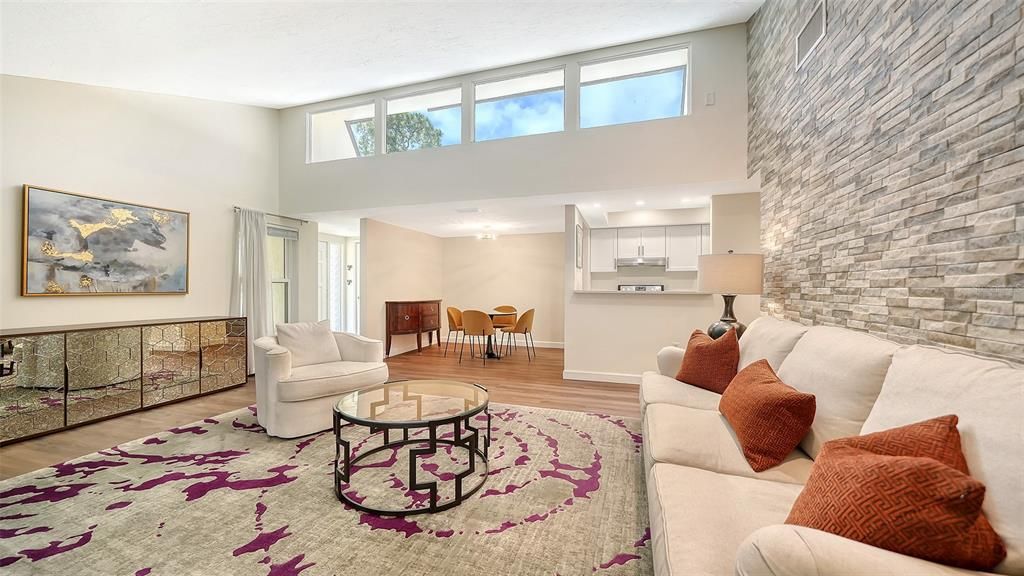 Activo con contrato: $239,000 (2 camas, 2 baños, 1170 Pies cuadrados)