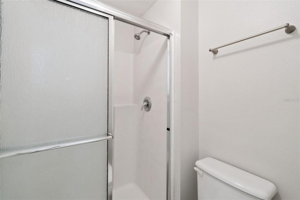 На продажу: $337,500 (3 спален, 2 ванн, 1632 Квадратных фут)
