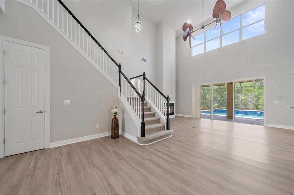 For Sale: $810,000 (6 beds, 3 baths, 3689 Square Feet)