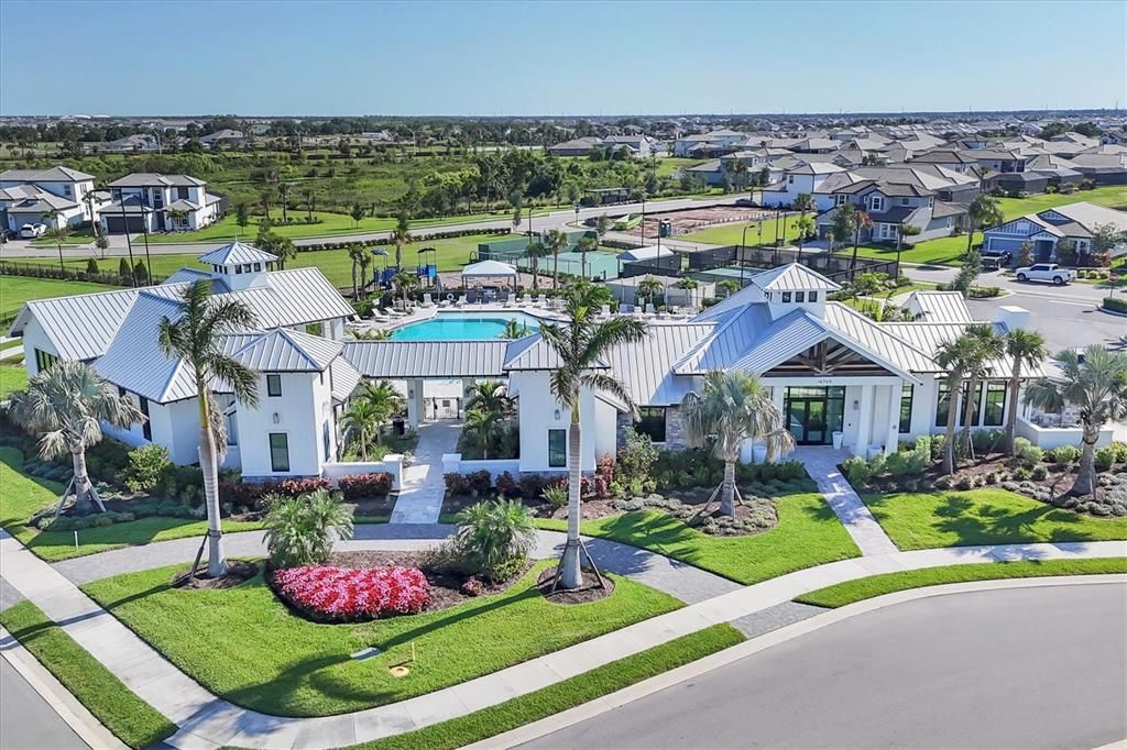 For Sale: $1,275,000 (4 beds, 4 baths, 3173 Square Feet)