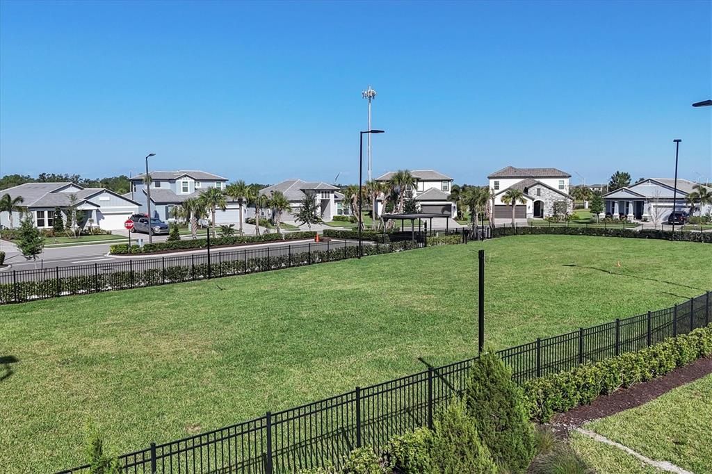 For Sale: $1,275,000 (4 beds, 4 baths, 3173 Square Feet)