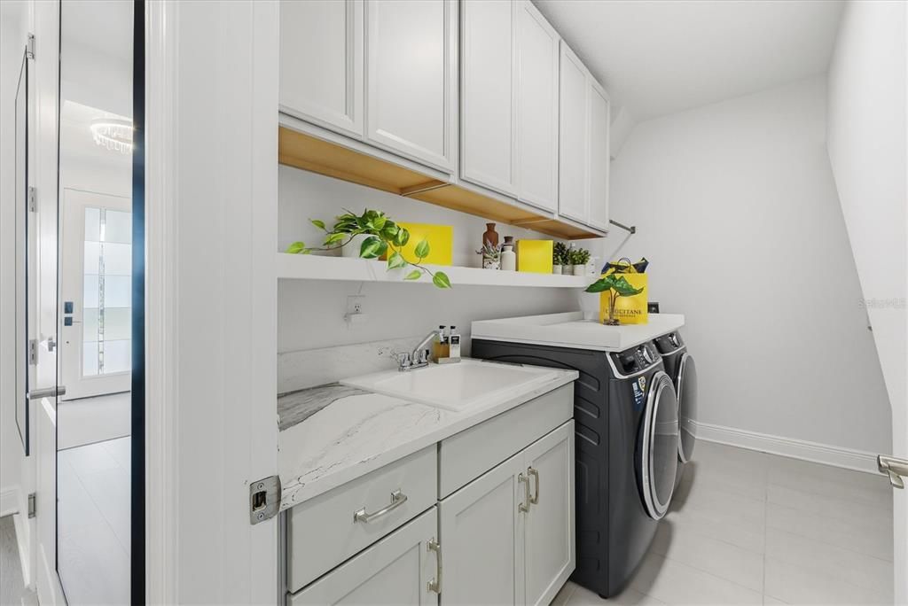 For Sale: $1,275,000 (4 beds, 4 baths, 3173 Square Feet)