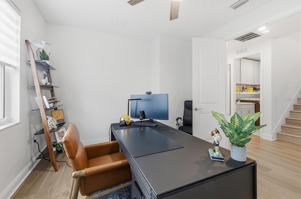 For Sale: $1,275,000 (4 beds, 4 baths, 3173 Square Feet)
