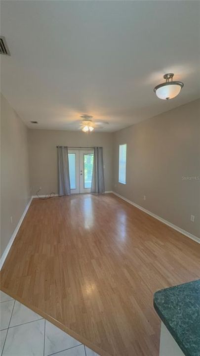 For Rent: $1,750 (2 beds, 2 baths, 1005 Square Feet)