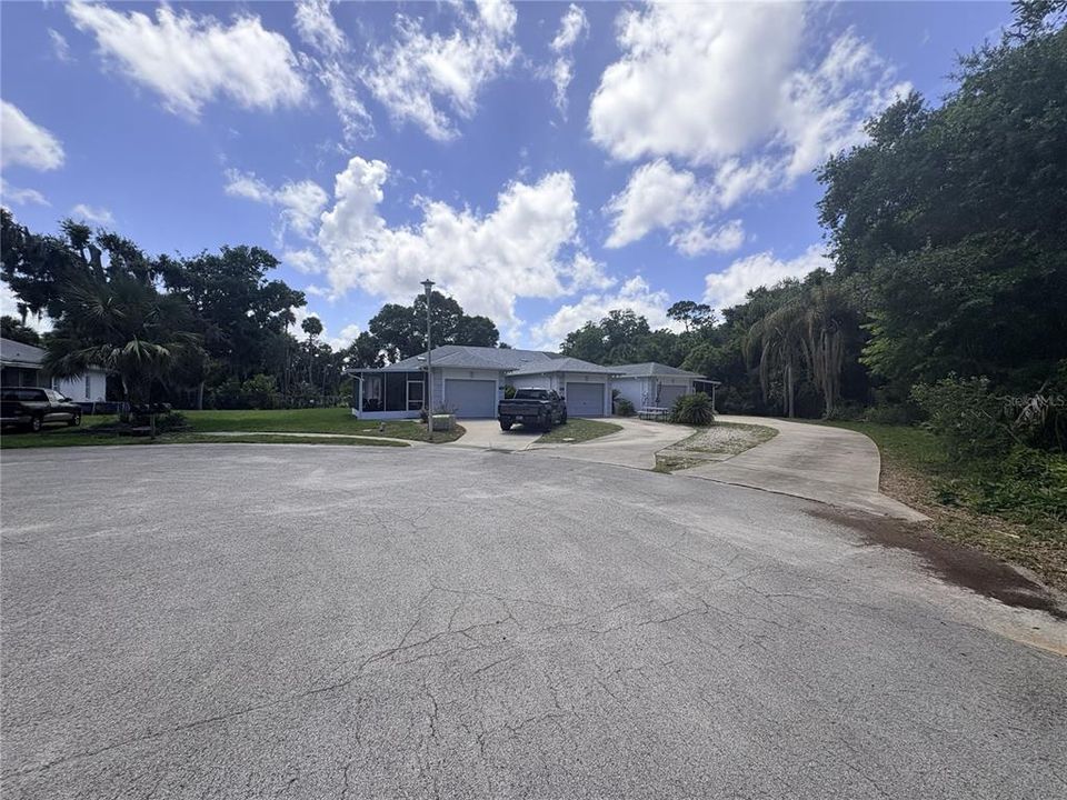 For Rent: $1,750 (2 beds, 2 baths, 1005 Square Feet)