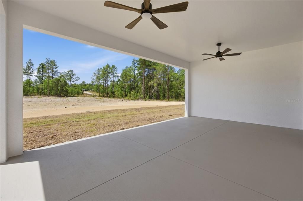 Activo con contrato: $499,900 (4 camas, 2 baños, 2073 Pies cuadrados)