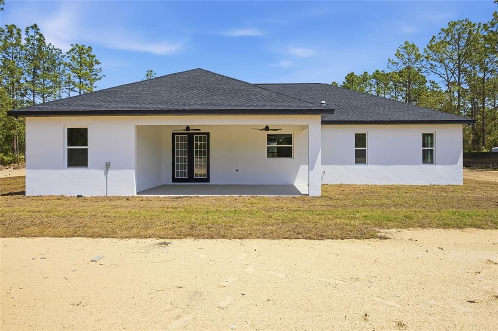 Activo con contrato: $499,900 (4 camas, 2 baños, 2073 Pies cuadrados)