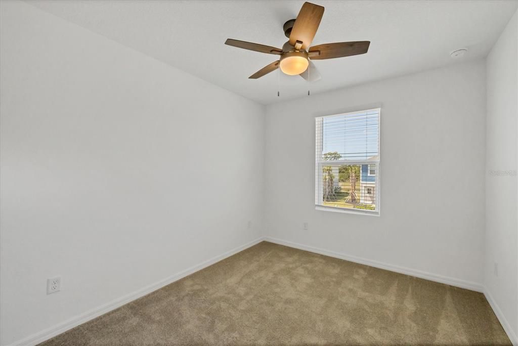 For Rent: $2,050 (3 beds, 2 baths, 1373 Square Feet)