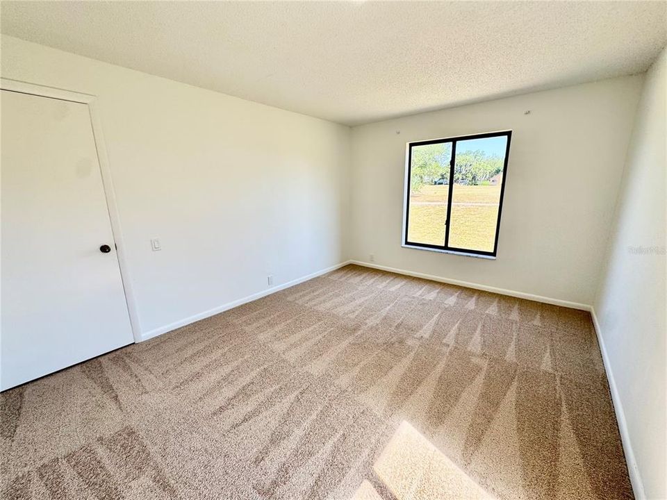 For Sale: $529,900 (4 beds, 2 baths, 2567 Square Feet)