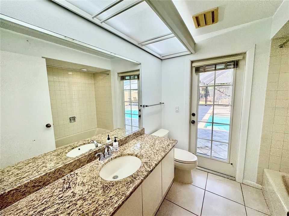 For Sale: $529,900 (4 beds, 2 baths, 2567 Square Feet)