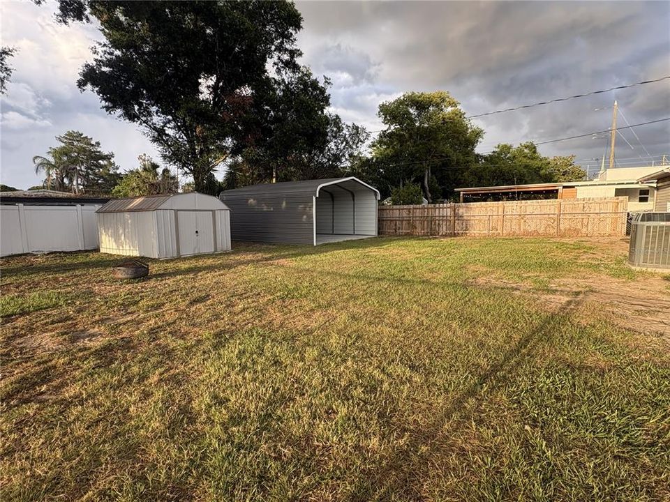 Activo con contrato: $237,000 (3 camas, 2 baños, 1178 Pies cuadrados)