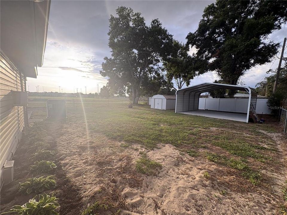 Activo con contrato: $237,000 (3 camas, 2 baños, 1178 Pies cuadrados)