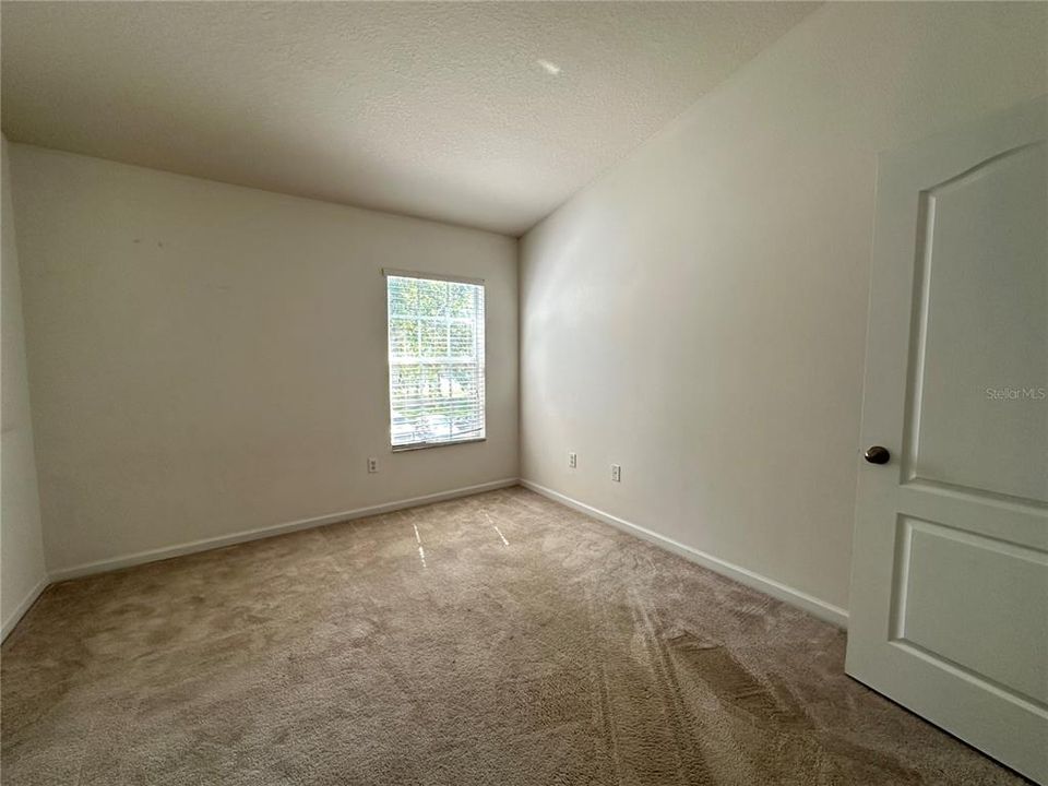 Activo con contrato: $299,000 (3 camas, 2 baños, 1644 Pies cuadrados)