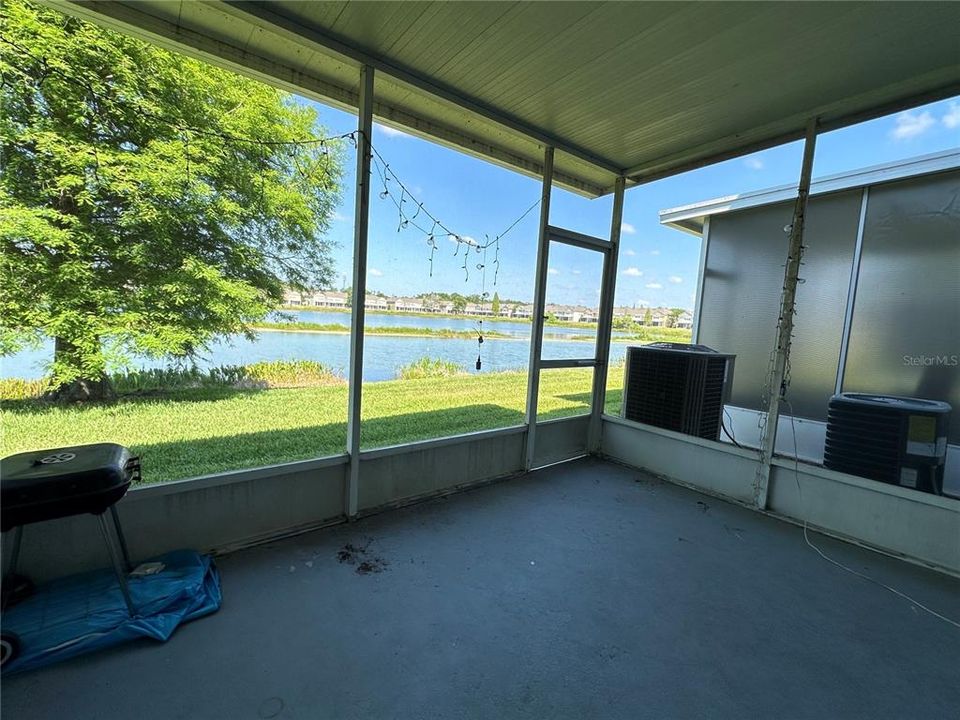 Activo con contrato: $299,000 (3 camas, 2 baños, 1644 Pies cuadrados)