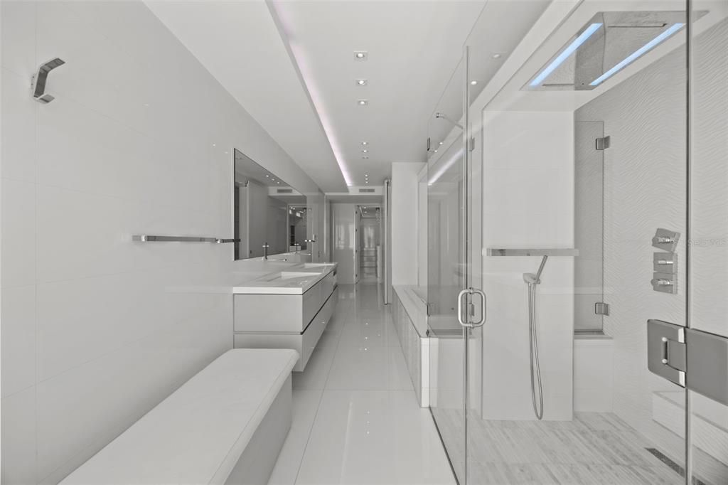 En Venta: $9,000,000 (6 camas, 7 baños, 8000 Pies cuadrados)