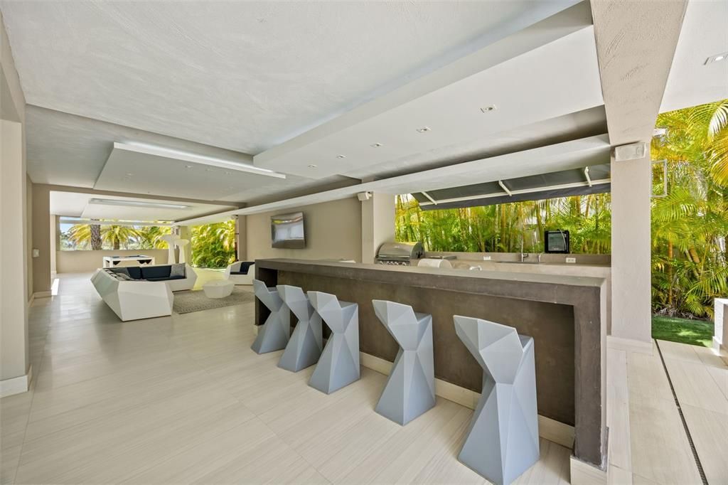 En Venta: $9,000,000 (6 camas, 7 baños, 8000 Pies cuadrados)