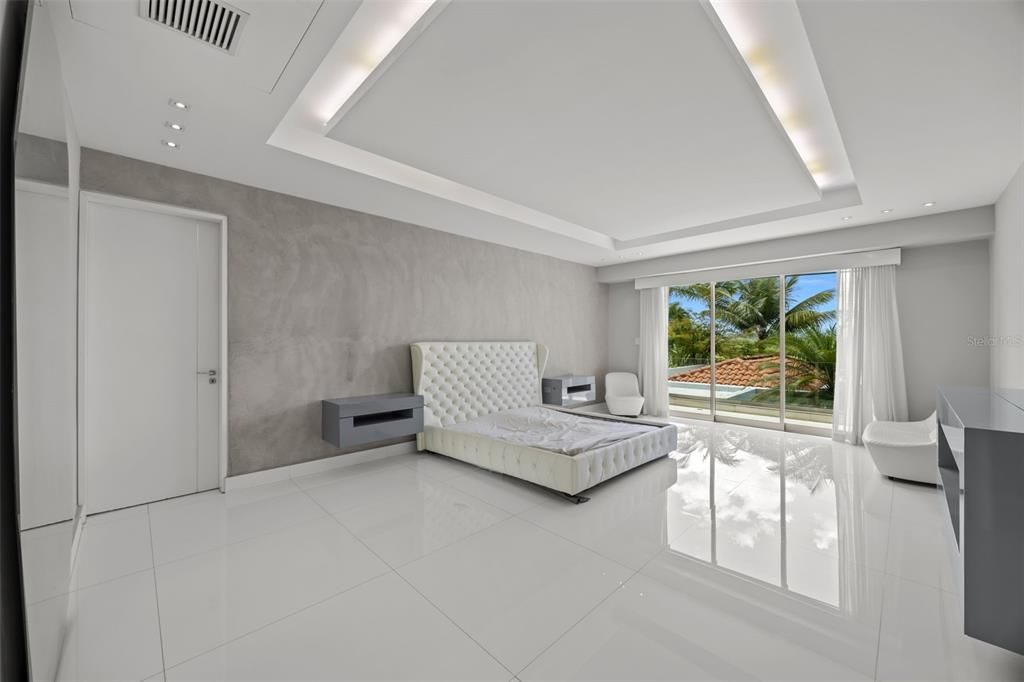 En Venta: $9,000,000 (6 camas, 7 baños, 8000 Pies cuadrados)