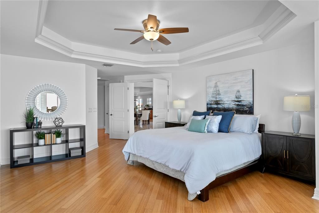 For Sale: $4,250,000 (5 beds, 4 baths, 5100 Square Feet)