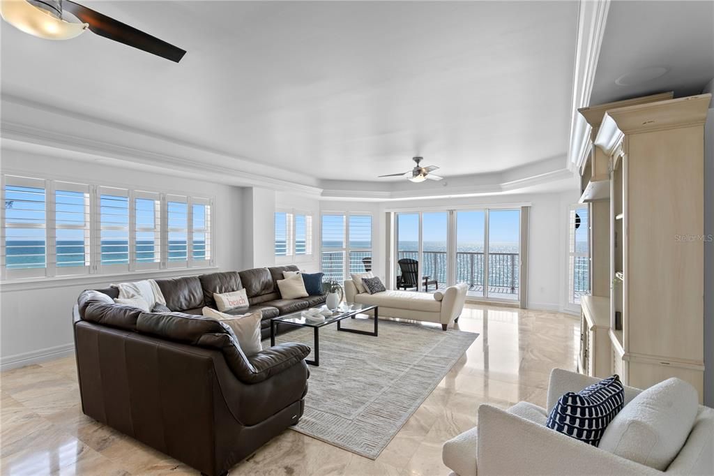 For Sale: $4,250,000 (5 beds, 4 baths, 5100 Square Feet)