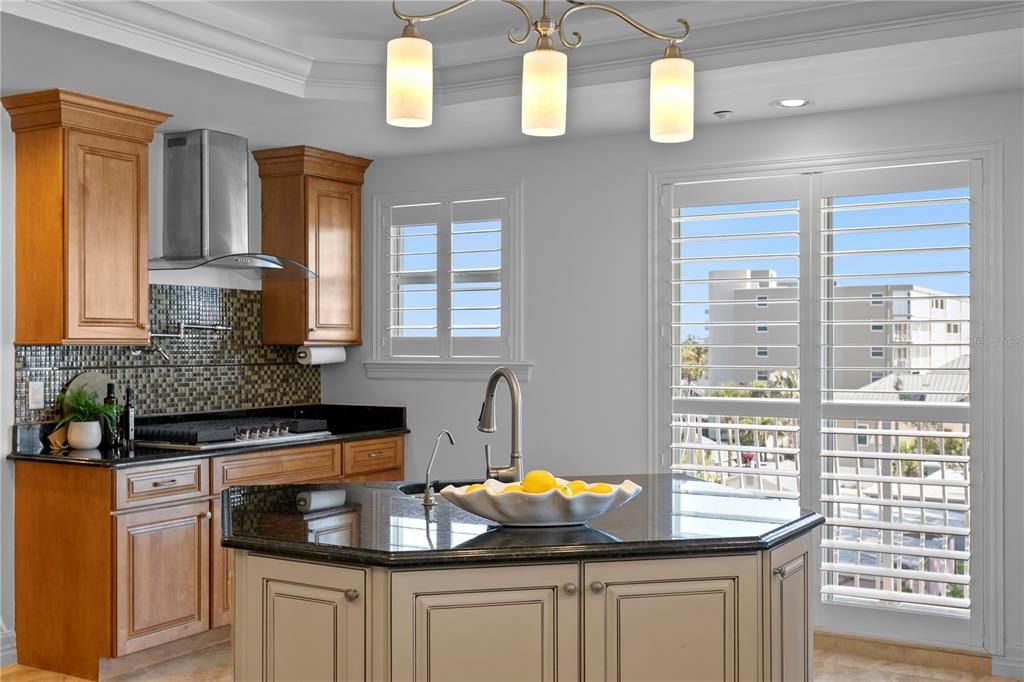 For Sale: $4,250,000 (5 beds, 4 baths, 5100 Square Feet)