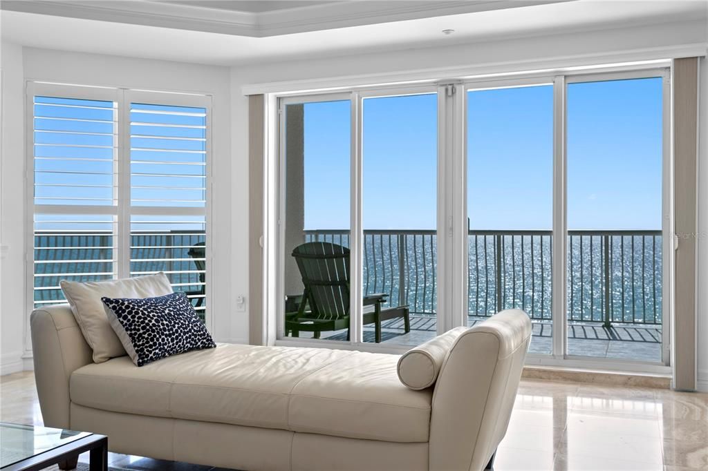 For Sale: $4,250,000 (5 beds, 4 baths, 5100 Square Feet)