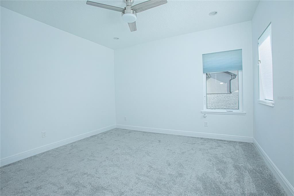 En Renta: $5,900 (4 camas, 3 baños, 3847 Pies cuadrados)