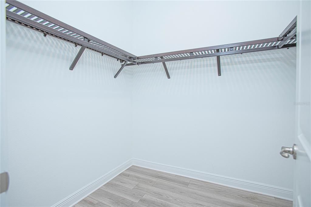 En Renta: $5,900 (4 camas, 3 baños, 3847 Pies cuadrados)