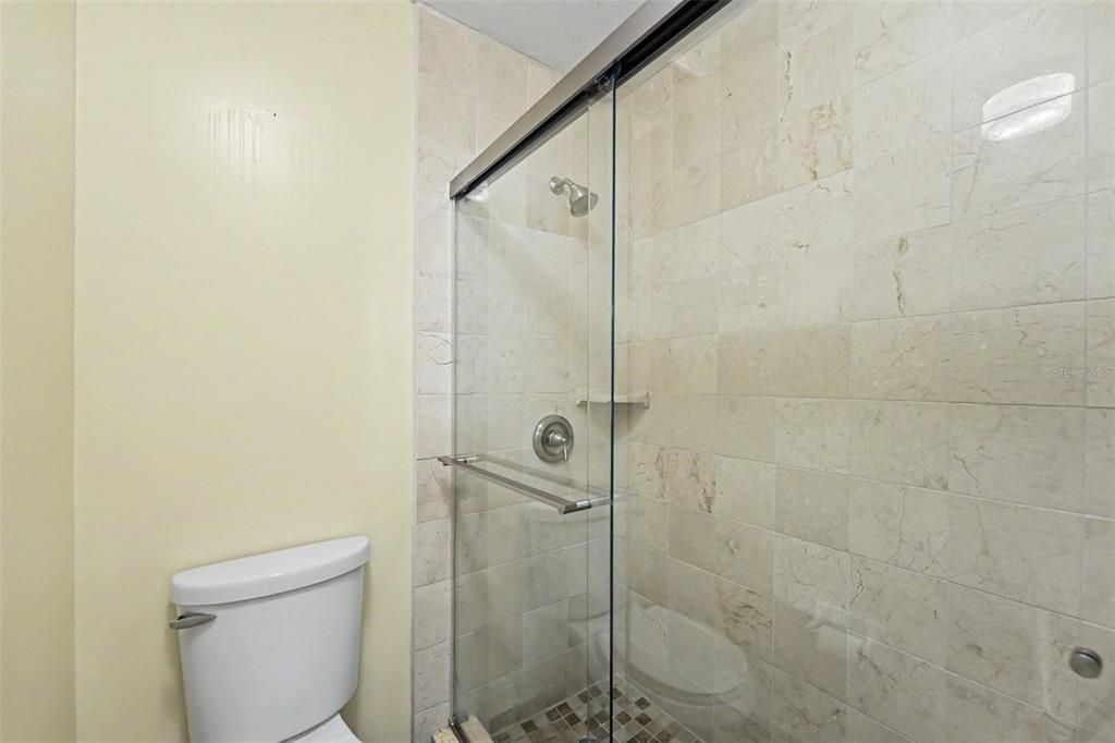 For Sale: $265,000 (2 beds, 2 baths, 1250 Square Feet)