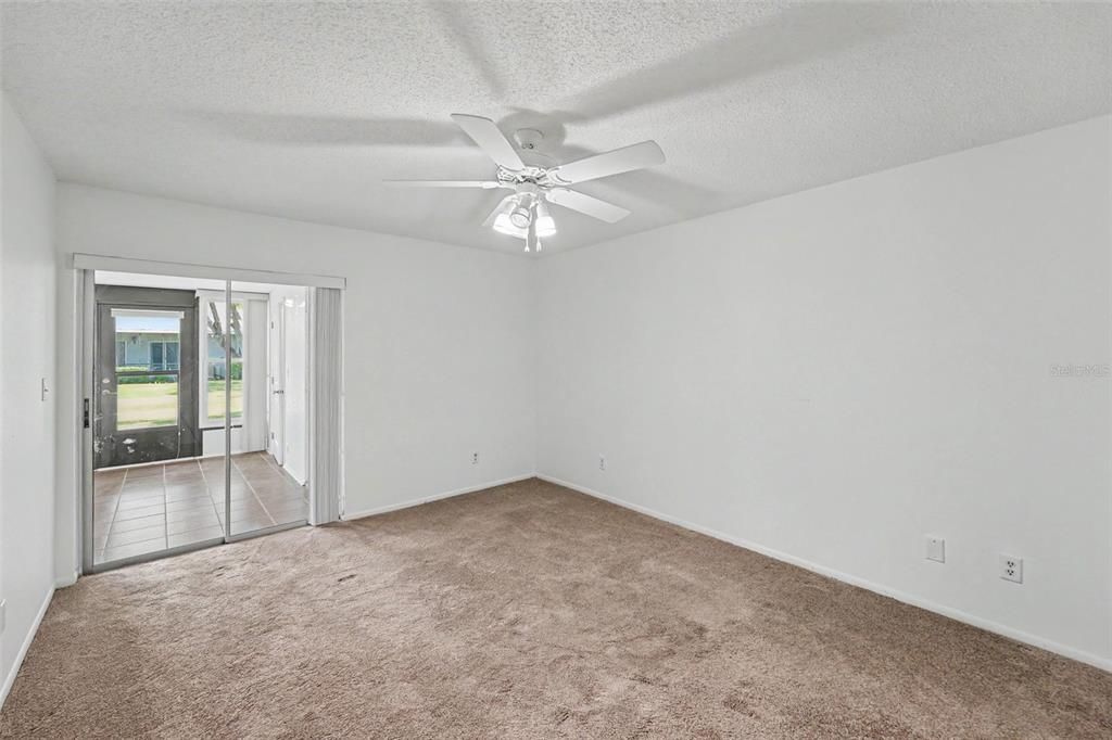 For Sale: $265,000 (2 beds, 2 baths, 1250 Square Feet)
